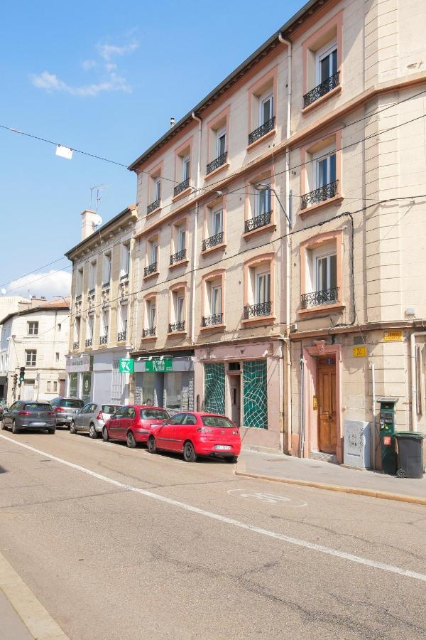 Le Retro, T2 Hypercentre Chic Et Cosy, Wifi Par Sovalfi Apartment Saint-Etienne  Luaran gambar