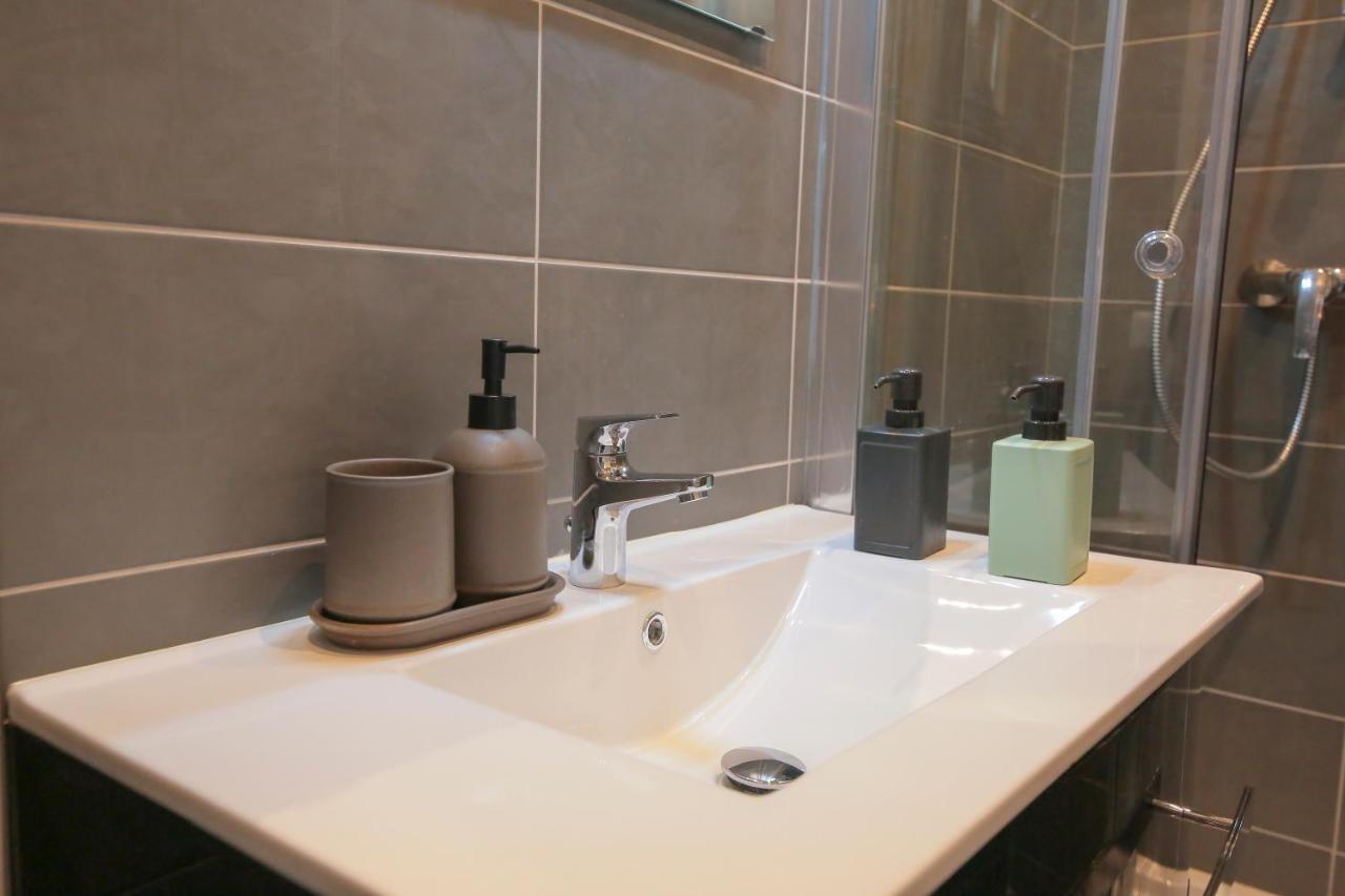 Le Retro, T2 Hypercentre Chic Et Cosy, Wifi Par Sovalfi Apartment Saint-Etienne  Luaran gambar